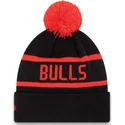 shapka-pompon-cherna-cuff-jake-na-chicago-bulls-nba-ot-new-era