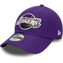 shapka-izvita-violetka-reguliruem-9forty-print-infill-na-los-angeles-lakers-nba-ot-new-era