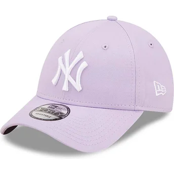 Шапка извита виолетка регулируем 9FORTY League Essential на New York Yankees MLB от New Era