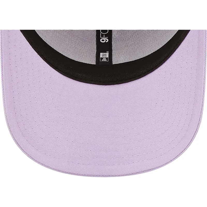 shapka-izvita-violetka-adjustable-strap-9forty-league-essential-na-new-york-yankees-mlb-ot-new-era