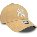 shapka-izvita-bezhov-reguliruema-9forty-jersey-na-new-york-yankees-mlb-ot-new-era