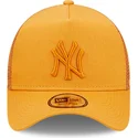 shapka-izvita-traker-oranzhev-snapbek-a-frame-tonal-mesh-na-new-york-yankees-mlb-ot-new-era