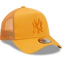 shapka-izvita-traker-oranzhev-snapbek-a-frame-tonal-mesh-na-new-york-yankees-mlb-ot-new-era