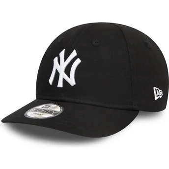 Шапка извита черна регулируем за деца 9FORTY League Essential на New York Yankees MLB от New Era