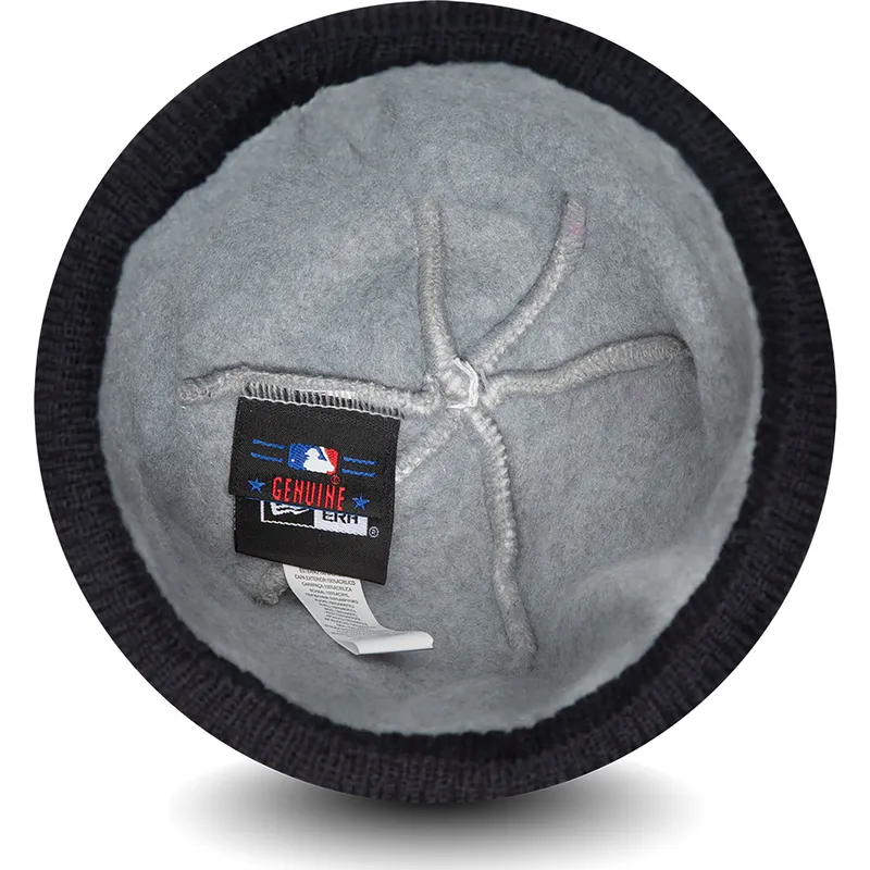 shapka-pompon-tmnosin-sport-na-new-york-yankees-mlb-ot-new-era