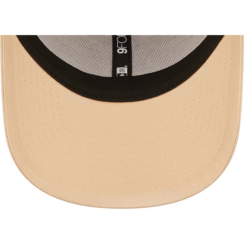 new-era-curved-brim-brown-logo-9forty-league-essential-new-york-yankees-mlb-beige-adjustable-cap