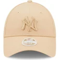 shapka-izvita-bezhov-reguliruem-9forty-league-essential-na-new-york-yankees-mlb-ot-new-era