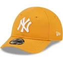 shapka-izvita-oranzhev-reguliruem-za-deca-9forty-league-essential-na-new-york-yankees-mlb-ot-new-era