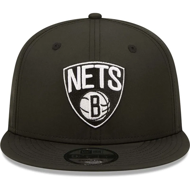 shapka-ploska-cherna-snapbek-9fifty-neon-pack-na-brooklyn-nets-nba-ot-new-era