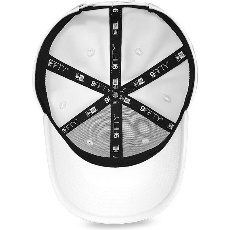shapka-izvita-byala-snapbek-9fifty-stretch-snap-shadow-tech-na-ryder-cup-ot-new-era shapka-izvita-byala-snapbek-9fifty-stretch-snap-shadow-tech-na-ryder-cup-ot-new-era