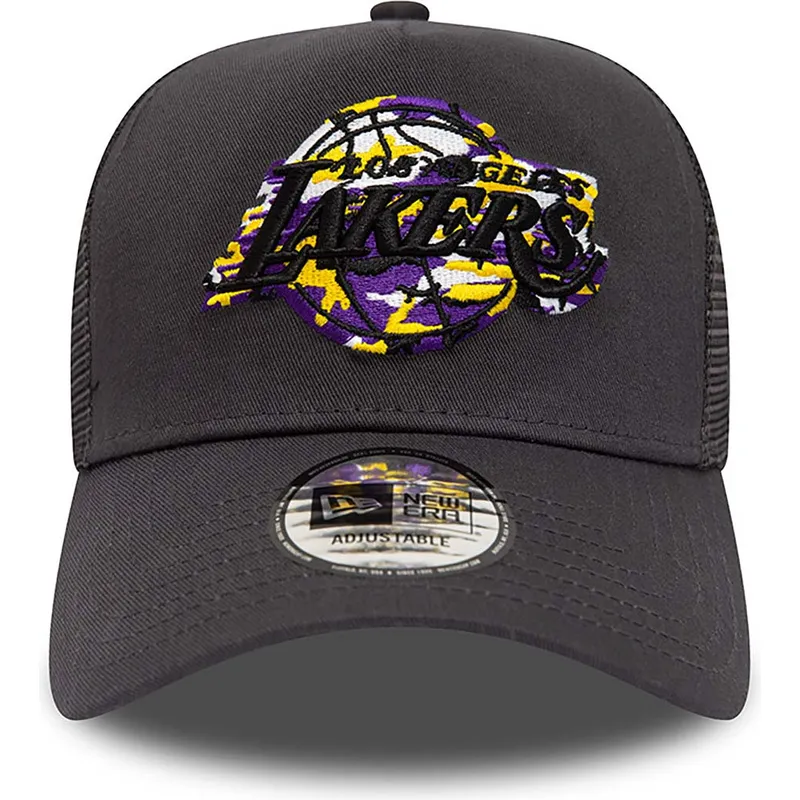 shapka-izvita-siv-snapbek-a-frame-team-camo-infill-na-los-angeles-lakers-nba-ot-new-era