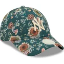 shapka-izvita-zelena-reguliruem-9forty-all-over-print-floral-na-new-york-yankees-mlb-ot-new-era
