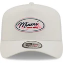 shapka-izvita-traker-byala-snapbek-miami-a-frame-oval-state-ot-new-era