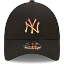 shapka-izvita-cherna-reguliruem-9forty-gradient-infill-na-new-york-yankees-mlb-ot-new-era
