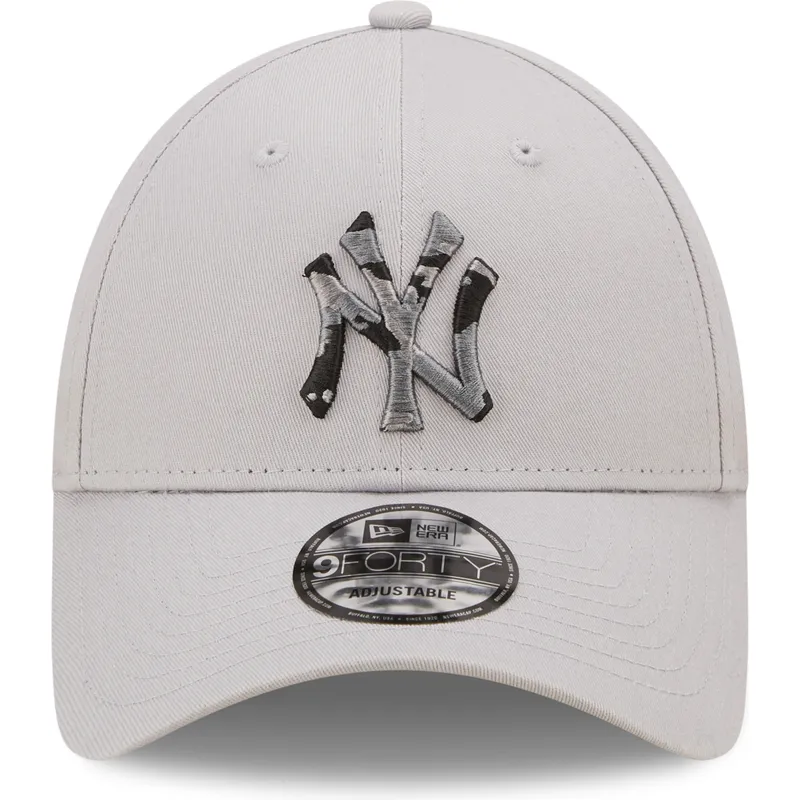 shapka-izvita-siv-reguliruem-9forty-seasonal-infill-na-new-york-yankees-mlb-ot-new-era