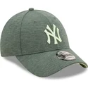 shapka-izvita-zelena-reguliruem-9forty-jersey-essential-na-new-york-yankees-mlb-ot-new-era