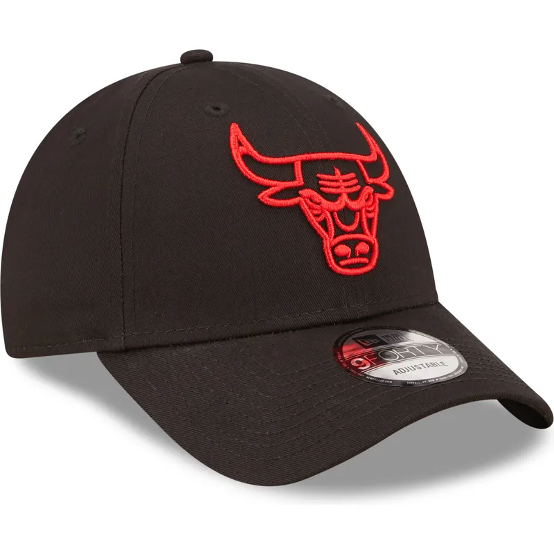 shapka-izvita-cherna-reguliruem-9forty-neon-outline-na-chicago-bulls-nba-ot-new-era shapka-izvita-cherna-reguliruem-9forty-neon-outline-na-chicago-bulls-nba-ot-new-era