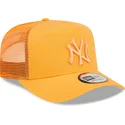shapka-izvita-traker-oranzhev-snapbek-a-frame-tonal-mesh-na-new-york-yankees-mlb-ot-new-era