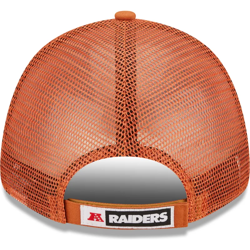 shapka-izvita-oranzhev-reguliruema-a-frame-home-field-na-las-vegas-raiders-nfl-ot-new-era