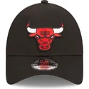 shapka-izvita-traker-cherna-reguliruem-a-frame-home-field-na-chicago-bulls-nba-ot-new-era