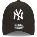 shapka-izvita-shapka-traker-cherna-reguliruema-a-frame-home-field-na-new-york-yankees-mlb-ot-new-era