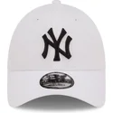 shapka-izvita-traker-byala-reguliruem-a-frame-home-field-na-new-york-yankees-mlb-ot-new-era