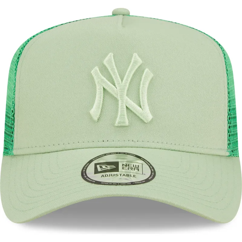 shapka-izvita-traker-zelena-snapbek-a-frame-tonal-mesh-na-new-york-yankees-mlb-ot-new-era