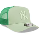 shapka-izvita-traker-zelena-snapbek-a-frame-tonal-mesh-na-new-york-yankees-mlb-ot-new-era