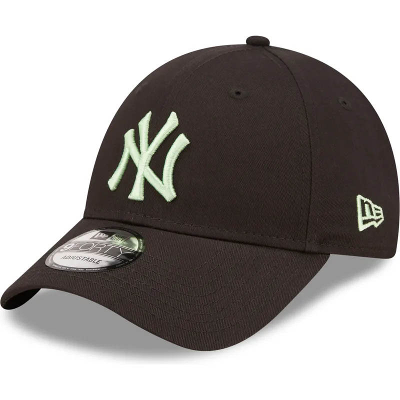 shapka-izvita-cherna-reguliruem-9forty-league-essential-na-new-york-yankees-mlb-ot-new-era