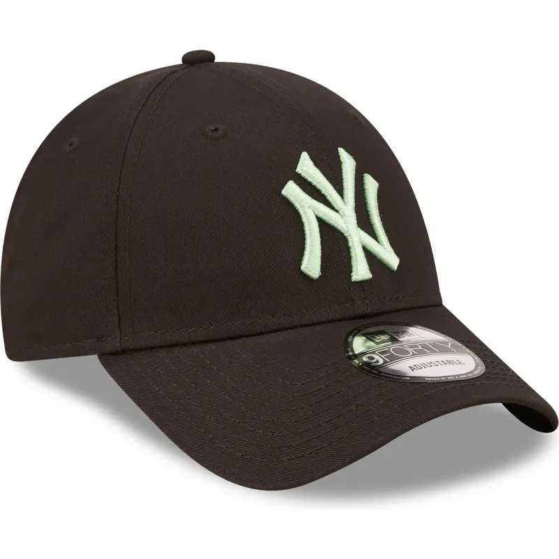 shapka-izvita-cherna-reguliruem-9forty-league-essential-na-new-york-yankees-mlb-ot-new-era