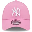 shapka-izvita-roza-reguliruem-9forty-league-essential-na-new-york-yankees-mlb-ot-new-era