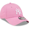 shapka-izvita-roza-reguliruem-9forty-league-essential-na-new-york-yankees-mlb-ot-new-era