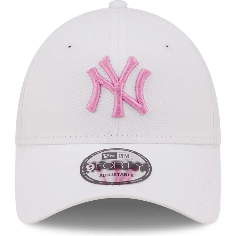 shapka-izvita-byala-reguliruem-rosa-9forty-league-essential-na-new-york-yankees-mlb-ot-new-era