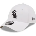 shapka-izvita-byala-reguliruema-cheren-9forty-league-essential-na-chicago-white-sox-mlb-ot-new-era