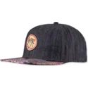 schwarze-flache-snapback-kappe-peacock-linen-rev-von-djinns