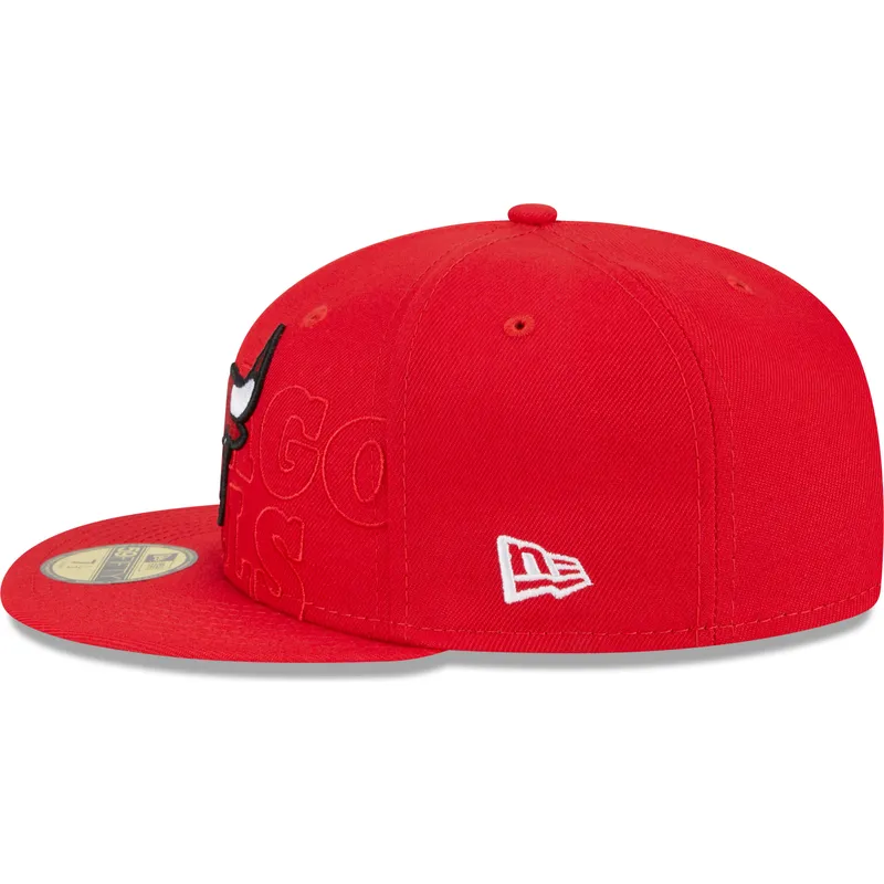 shapka-ploska-chervena-reguliruema-59fifty-draft-edition-2023-na-chicago-bulls-nba-ot-new-era