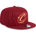 shapka-ploska-chervena-snapbek-9fifty-draft-edition-2023-na-cleveland-cavaliers-nba-ot-new-era