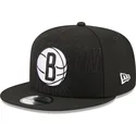 sort-flad-snapback-9fifty-draft-edition-2023-kasket-fra-brooklyn-nets-nba-fra-new-era