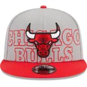 shapka-ploska-siv-snapbek-9fifty-draft-edition-2023-na-chicago-bulls-nba-ot-new-era