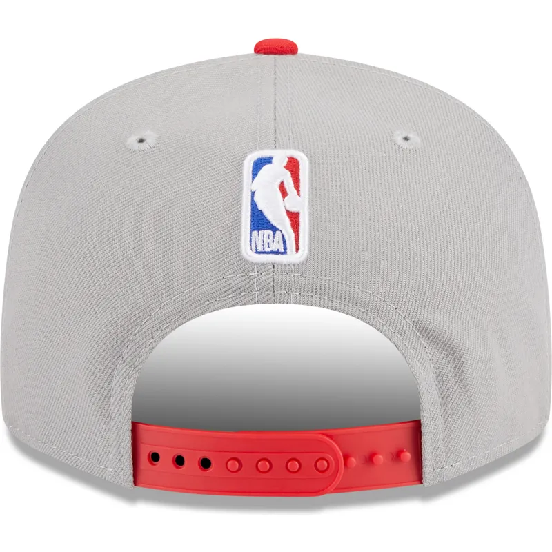 shapka-ploska-siv-snapbek-9fifty-draft-edition-2023-na-chicago-bulls-nba-ot-new-era shapka-ploska-siv-snapbek-9fifty-draft-edition-2023-na-chicago-bulls-nba-ot-new-era