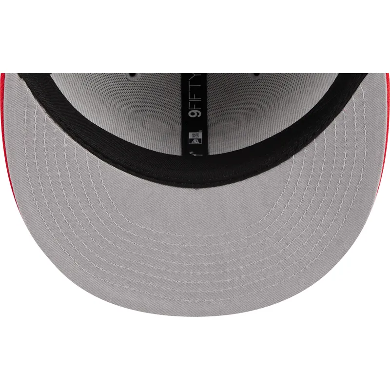 shapka-ploska-siv-snapbek-9fifty-draft-edition-2023-na-chicago-bulls-nba-ot-new-era shapka-ploska-siv-snapbek-9fifty-draft-edition-2023-na-chicago-bulls-nba-ot-new-era