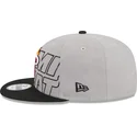 shapka-ploska-siv-snapbek-9fifty-draft-edition-2023-na-miami-heat-nba-ot-new-era