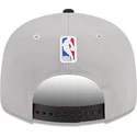 shapka-ploska-siv-snapbek-9fifty-draft-edition-2023-na-san-antonio-spurs-nba-ot-new-era
