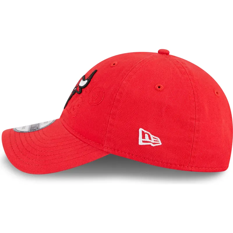 shapka-izvita-chervena-reguliruem-9twenty-draft-edition-2023-na-chicago-bulls-nba-ot-new-era