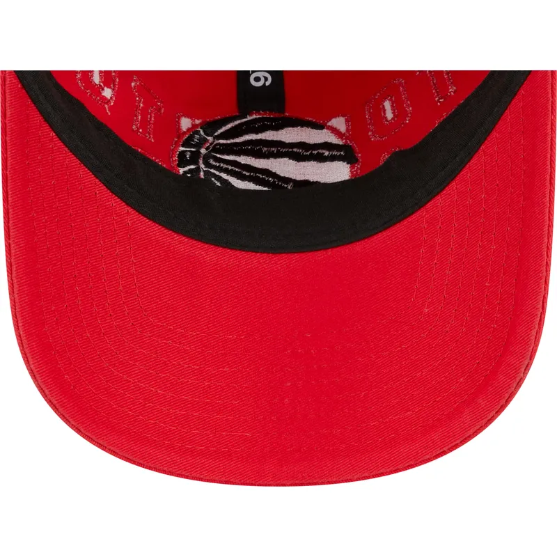 shapka-izvita-chervena-reguliruem-9twenty-draft-edition-2023-na-toronto-raptors-nba-ot-new-era