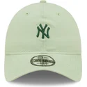 shapka-izvita-zelena-reguliruem-9twenty-mini-na-new-york-yankees-mlb-ot-new-era