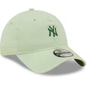 shapka-izvita-zelena-reguliruem-9twenty-mini-na-new-york-yankees-mlb-ot-new-era