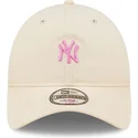 shapka-izvita-roza-reguliruem-9twenty-mini-na-new-york-yankees-mlb-ot-new-era