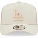 shapka-izvita-traker-bezhov-snapbek-a-frame-tech-ripstop-na-los-angeles-dodgers-mlb-ot-new-era