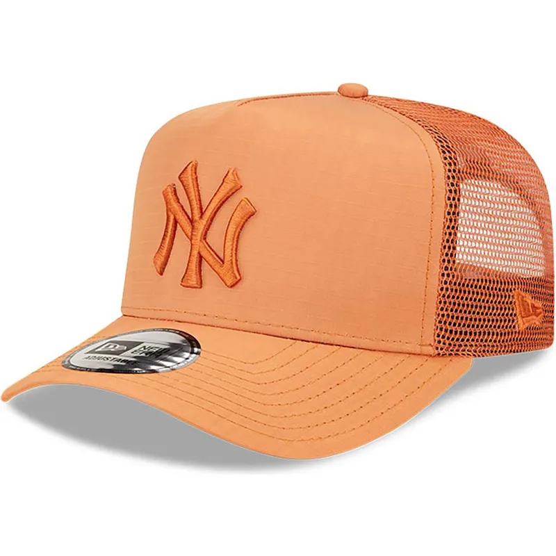 shapka-izvita-traker-kafyav-snapbek-a-frame-tech-ripstop-na-new-york-yankees-mlb-ot-new-era